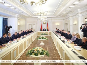 Александр Лукашенко требует четко разделить обоснованное и необоснованное посредничество