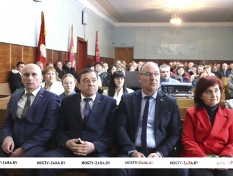 Падать не будем, будем подниматься. В КСУП «Имени Адама Мицкевича» подвели итоги ушедшего года и наметили задачи на этот