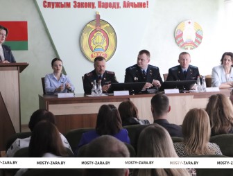 Эффективность принимаемых мер по профилактике мошенничества в сети интернет обсудили на Мостовском районном совещании по борьбе с преступностью и коррупцией