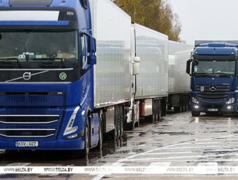 Александр Лукашенко принял решение о возможности выезда фур с литовской регистрацией