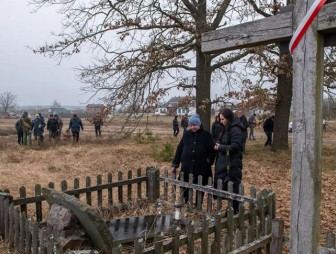 Поляки начали поисковые работы в украинском селе Углы для обнаружения останков жертв Волынской резни