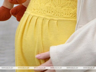 Что нужно знать будущей маме? В Минтруда назвали ключевые нюансы пособия по беременности и родам