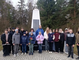 Огненные адреса памяти: как учащиеся двух школ вспомнили трагедию деревни Княжеводцы