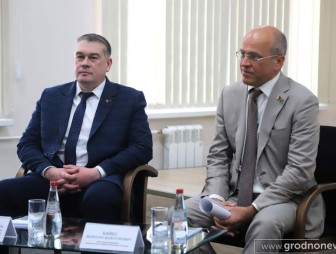 Член Совета Республики Валентин Байко в рамках ЕДИ встретился с коллективом Гродненского агентства по государственной регистрации и земельному кадастру