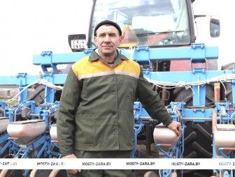 Валерий Дешук из ЗАО «Гудевичи» первым в районе завершил сев сахарной свёклы