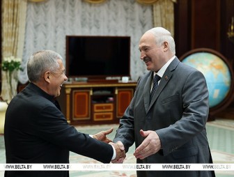 Александр Лукашенко обсудил с Рустамом Миннихановым сохранение исторической памяти и прошедший в Казани концерт-реквием