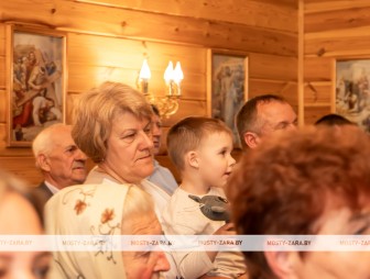Месца, дзе жыве Бог: каплічка ў Гудзевічах адзначыла сваё 20-годдзе