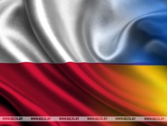 Польские политики массово возвращают Украине госнаграды на фоне скандала с героизацией УПА
