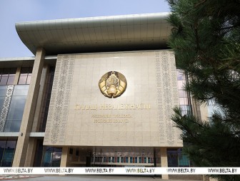 Виды на урожай, сев озимых и экспорт продовольствия. Александр Лукашенко заслушал доклад главы Минсельхозпрода