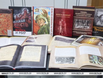 Книги о Великой Отечественной войне и геноциде белорусского народа передали в Нижегородскую библиотеку