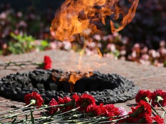 Уважаемые жители Мостовского района! Примите искренние поздравления с 81-й годовщиной освобождения Мостовского района от немецко-фашистских захватчиков!