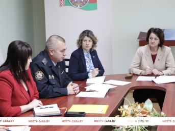 Меры профилактики пожарной и дорожной безопасности обсудили на координационном совете субъектов профилактики Мостовского райисполкома