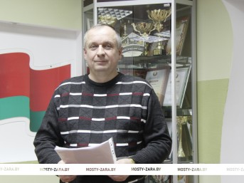 Есть заслуги – есть и награда. Медалью «За трудовые заслуги» награждён начальник свиноводческого комплекса «Искра» ЗАО «Гудевичи»  Станислав Рыжевский