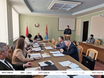 Какие причины способствовали пожарам в Мостовском районе