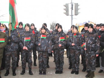 В Мостах состоялся митинг, посвящённый Дню памяти воинов-интернационалистов