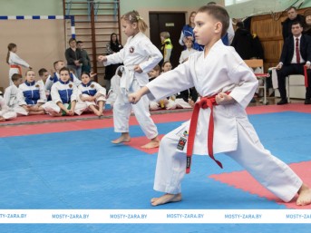 Больше, чем спорт: рассказываем, как в Мостах прошли республиканские соревнования по каратэ