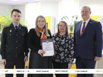 Любовь зла: как сотрудница банка спасла мостовчанку от статуса жертвы телефонного мошенника