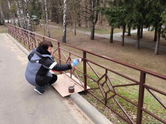 Работники ОАО «Рогозницкий крахмальный завод» дружно вышли на субботник