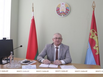 Приём граждан в Мостовском райисполкоме провёл начальник инспекции Министерства по налогам и сборам Республики Беларусь по Гродненской области Виктор Ринкевич