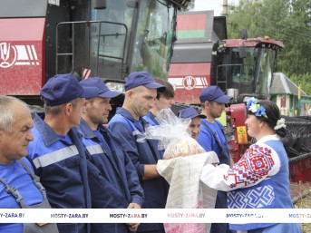 Дубненские тысячники получили награды