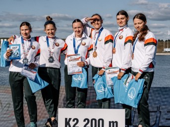 Мостовская гребчиха Инна Савчук завоевала первое золото на чемпионате Беларуси-2026