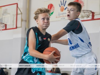 Триллер с рейтингом U13: разрыв между командами в финале первенства области по баскетболу в Мостах составил одно очко