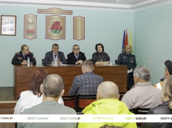 На государство надейся, а сам не плошай: рассказываем, о чём беседовали на едином дне информирования в ДРСУ №208