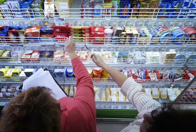 О наличии свежих и качественных продуктов для мостовчан заботится Мостовский районный ЦГЭ