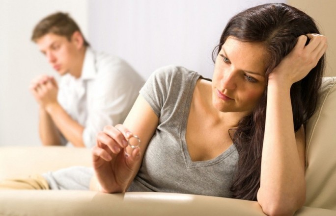 10 профессий, опасных для брака: как работа может повлиять на отношения?
