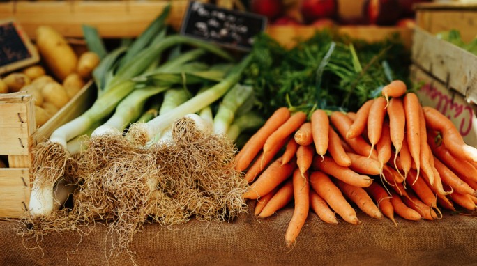 Белорусские ученые разработали умную бумагу для хранения продуктов
