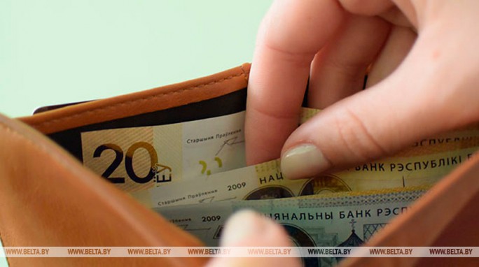 Родителям на больничном с детьми-контактами по COVID-19 будут выплачивать 100% среднедневного заработка