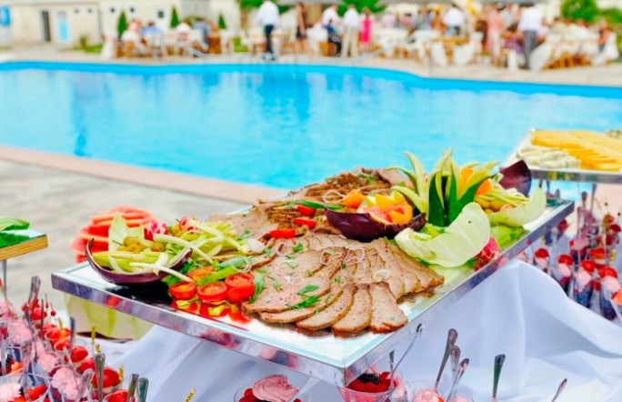 Конец All Inclusive? В Турции запретят шведский стол после коронавируса