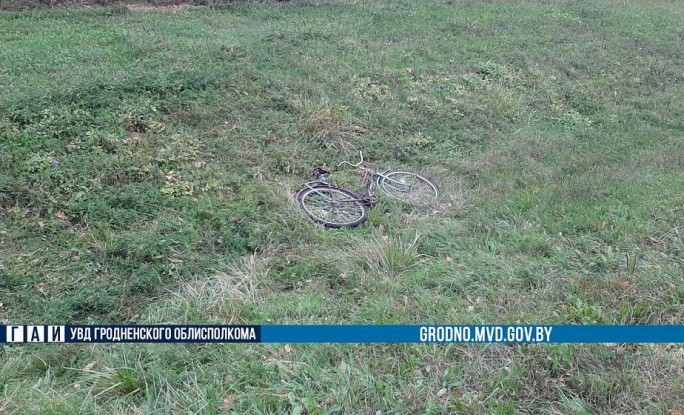 Смертельная авария возле Волковыска: велосипедист попал под колеса микроавтобуса