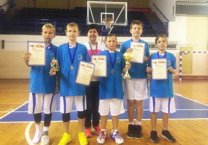 Успешное серебро: мостовчане достойно выступили на первенстве Республики Беларусь по баскетболу