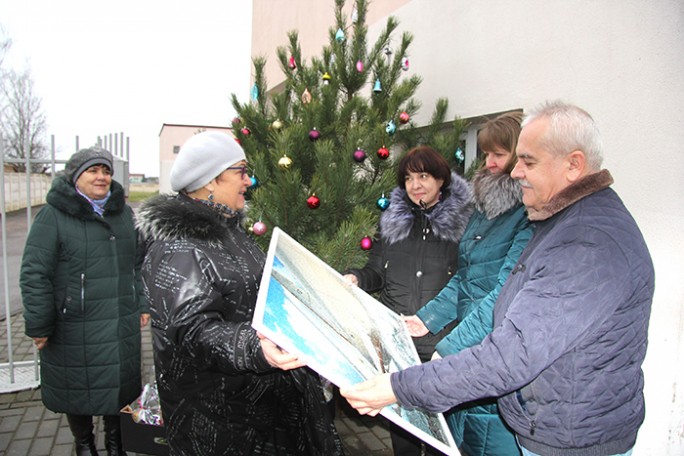 Проживающие в Куриловичском доме-интернате ветераны получили подарки