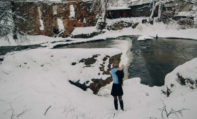 Водопад и лебеди: лучшие места для зимней фотосессии в Гродно