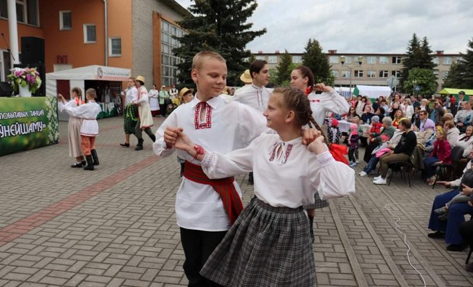 Лето в ритме танца. Уникальный проект «ЭтноБУМ» стартует на Гродненщине