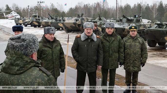 Воздушные бои, ракетные удары и десантники. Что продемонстрировали Лукашенко на учении 'Союзная решимость'