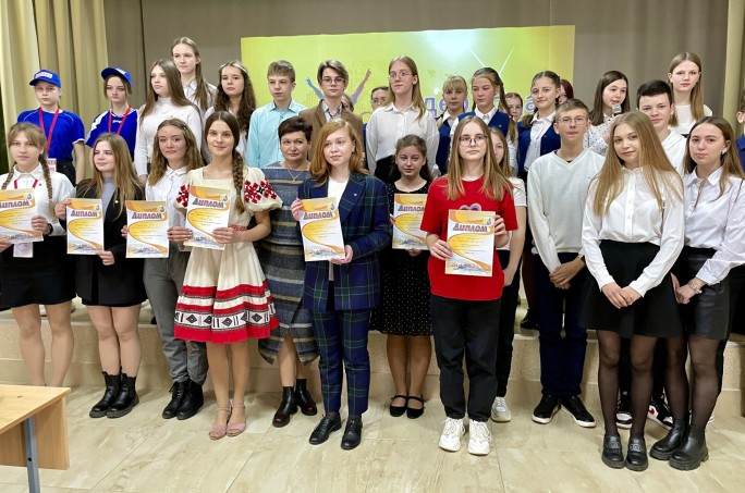 29 марта в Мостовском районном центре творчества детей и молодежи состоялся финал районного этапа республиканского конкурса «Лидер года - 2022»