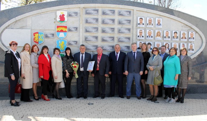 С какой целью делегация Мостовского района посетила Гродненскую областную филармонию?