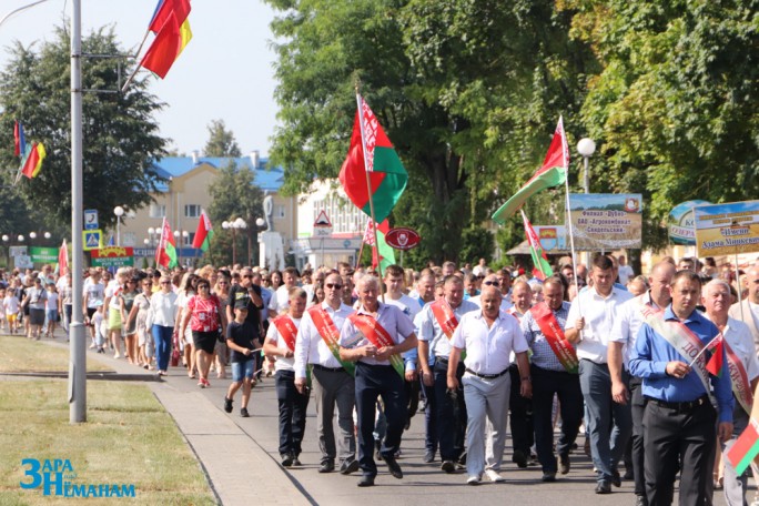 У мостовчан – праздник! Ярко, весело и интересно они отмечают очередной День рождения своего любимого города Мосты