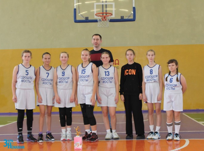 Матчи I тура детско-юношеской баскетбольной лиги прошли в Мостах