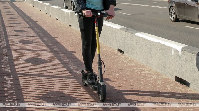 ГАИ напоминает велосипедистам и владельцам электросамокатов о правилах безопасности