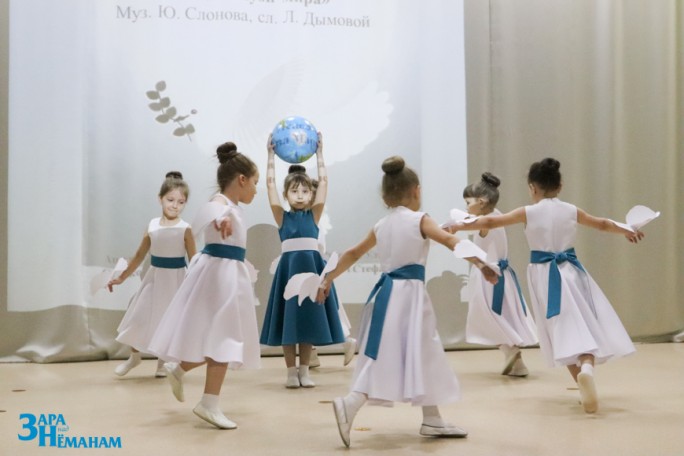 Парад звёзд в «Созвездии надежд»: стали известны имена победителей районного фестиваля детского творчества