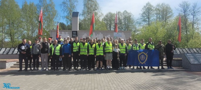 Правоохранители Мостовщины совершили велопробег в память о Великой Победе