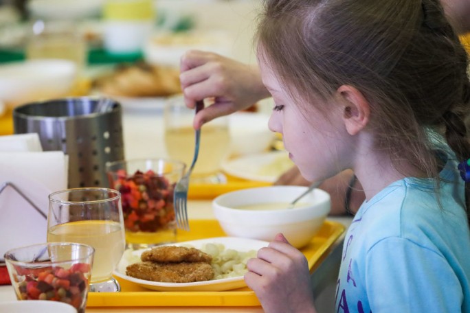 На контроле комиссии Мостовского райисполкома – вопросы школьного питания