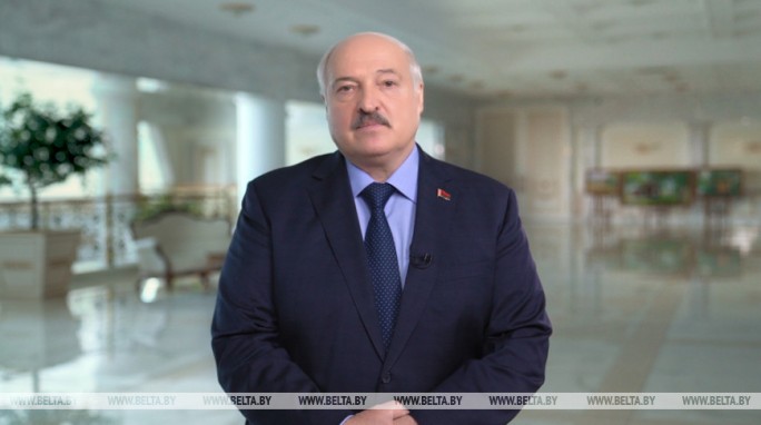 Лукашенко: вся история пожарной службы Беларуси - это история героев и подвигов