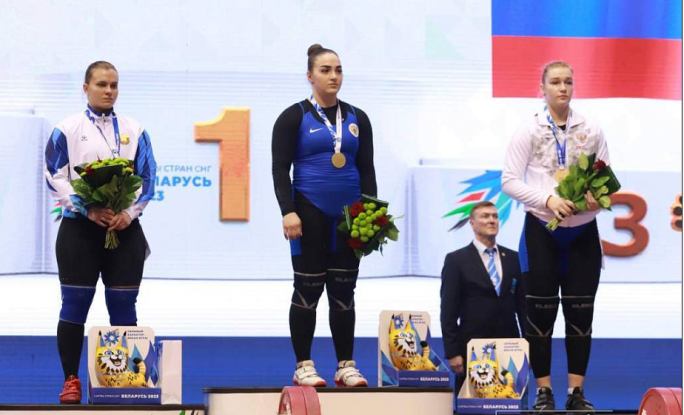Белорусская тяжелоатлетка Дарья Наумова – серебряный призер II Игр стран СНГ в категории до 81 кг