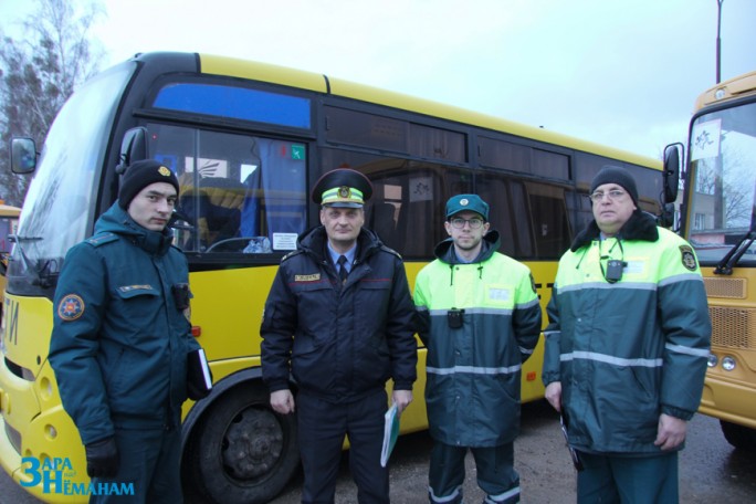 На Мостовщине проведён техосмотр школьных автобусов