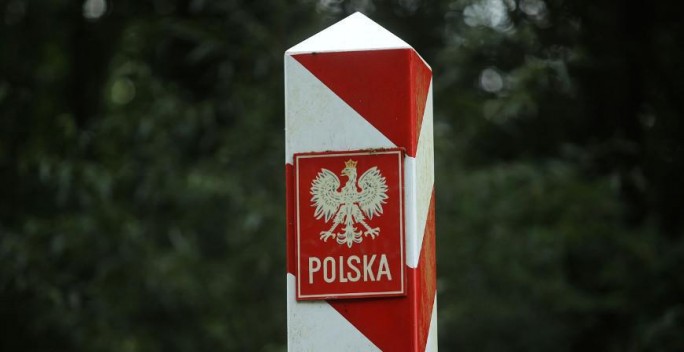 После введения буферной зоны польские силовики начали стрелять по беженцам резиновыми пулями